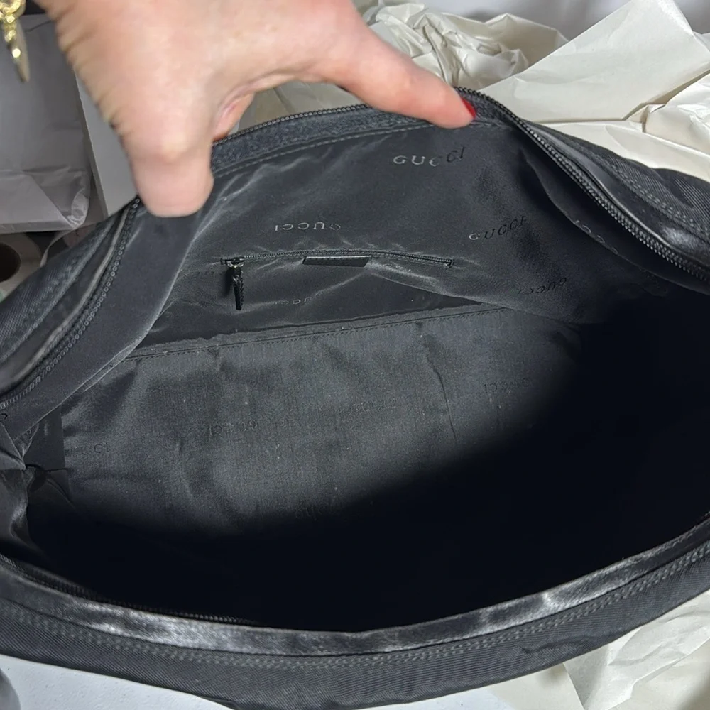 FANTASTIC GUCCI SLOUCHY CROSSBODY W DETACHABLE LEATHER STRAP - Picture 10 of 14